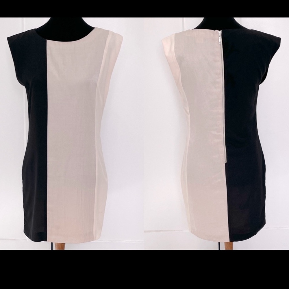 TWO-TONED Relax Fit Dress - Size XS